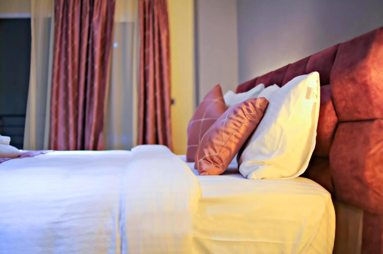 Bnb Hotel Spa Abidjan Exterior photo
